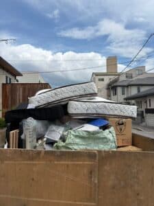 松江市で思い出がある品物を買取、遺品整理