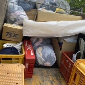 米子市で衣類、布団、ビール瓶などの不用品回収